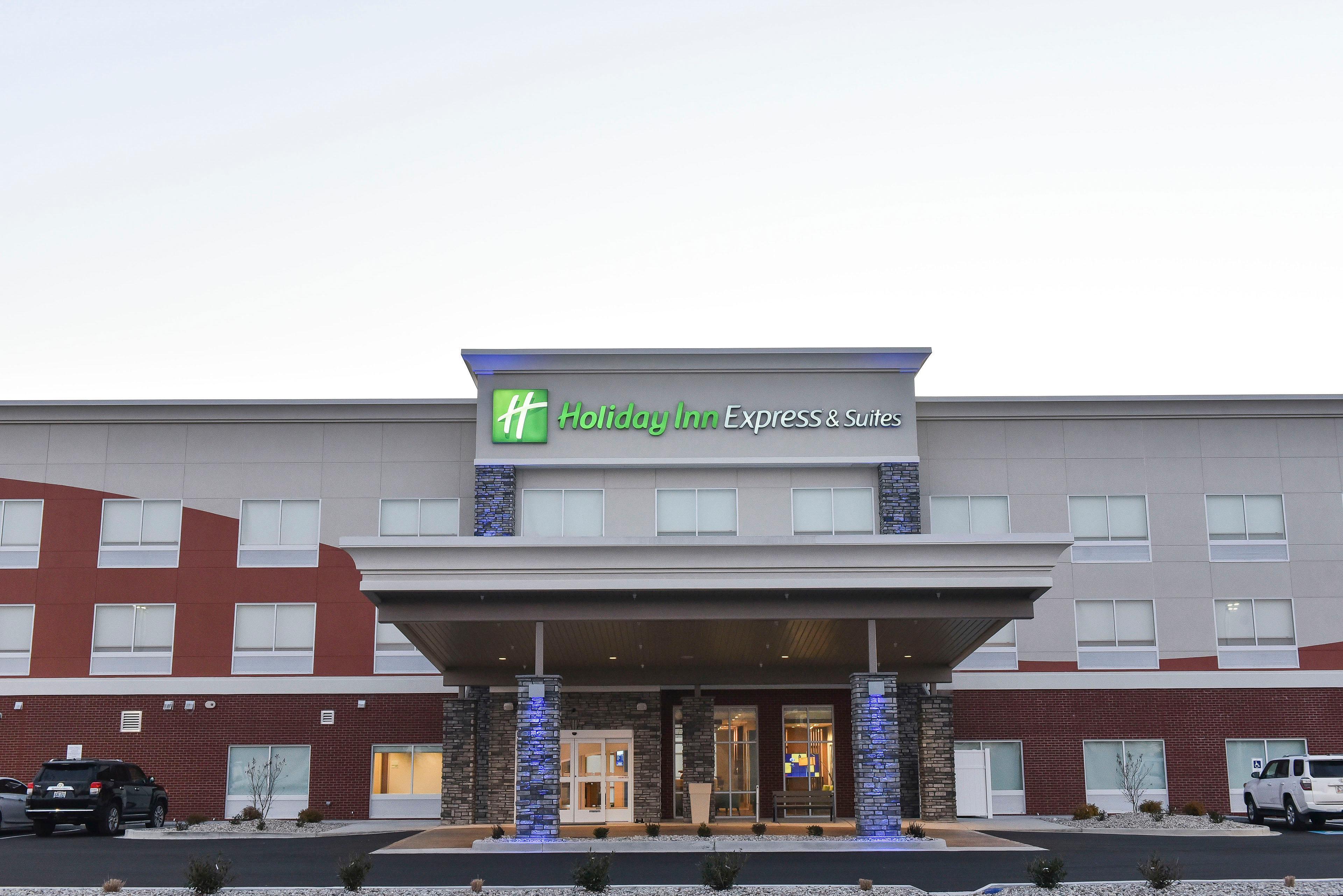 Holiday Inn Express & Suites - Madisonville By Ihg Bagian luar foto