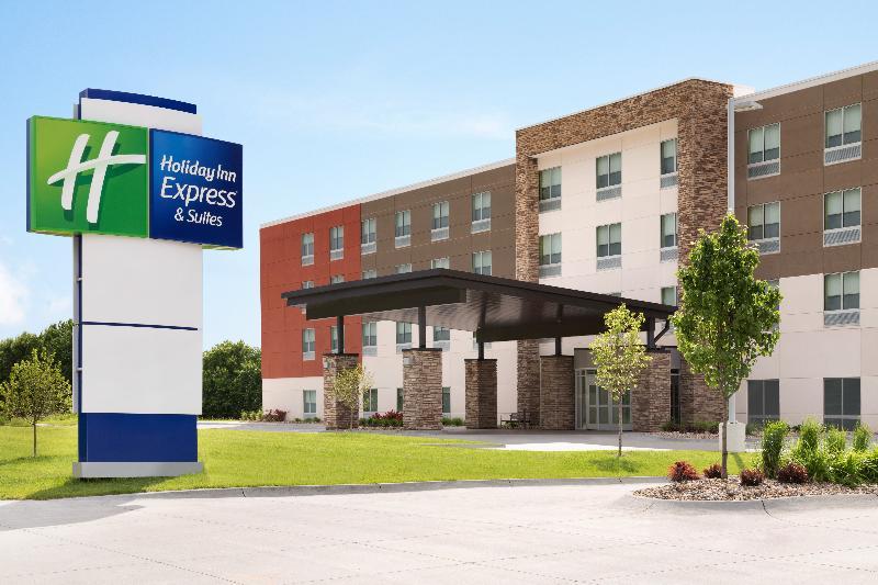 Holiday Inn Express & Suites - Madisonville By Ihg Bagian luar foto